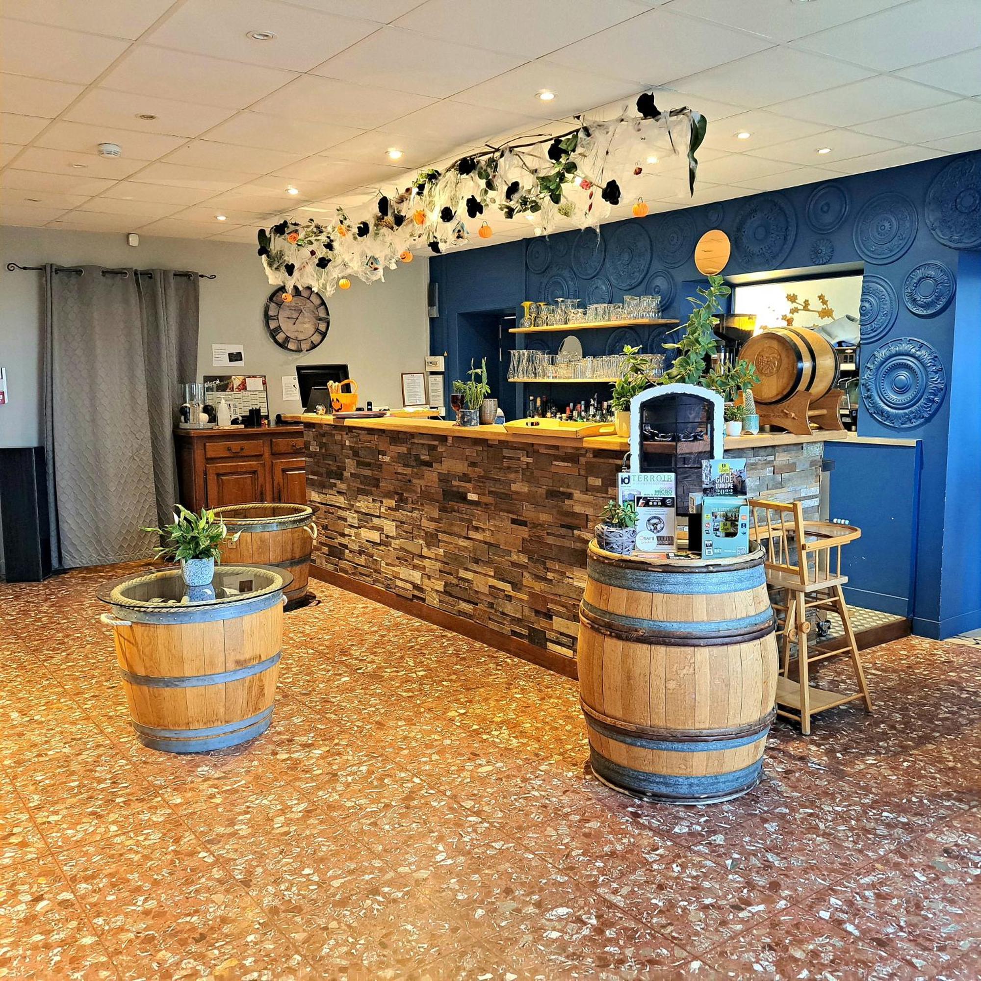 Logis L'Auberge Du Gros Silly-sur-Nied Bagian luar foto