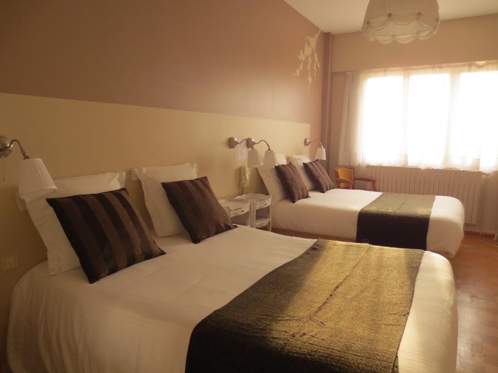 Logis L'Auberge Du Gros Silly-sur-Nied Bagian luar foto