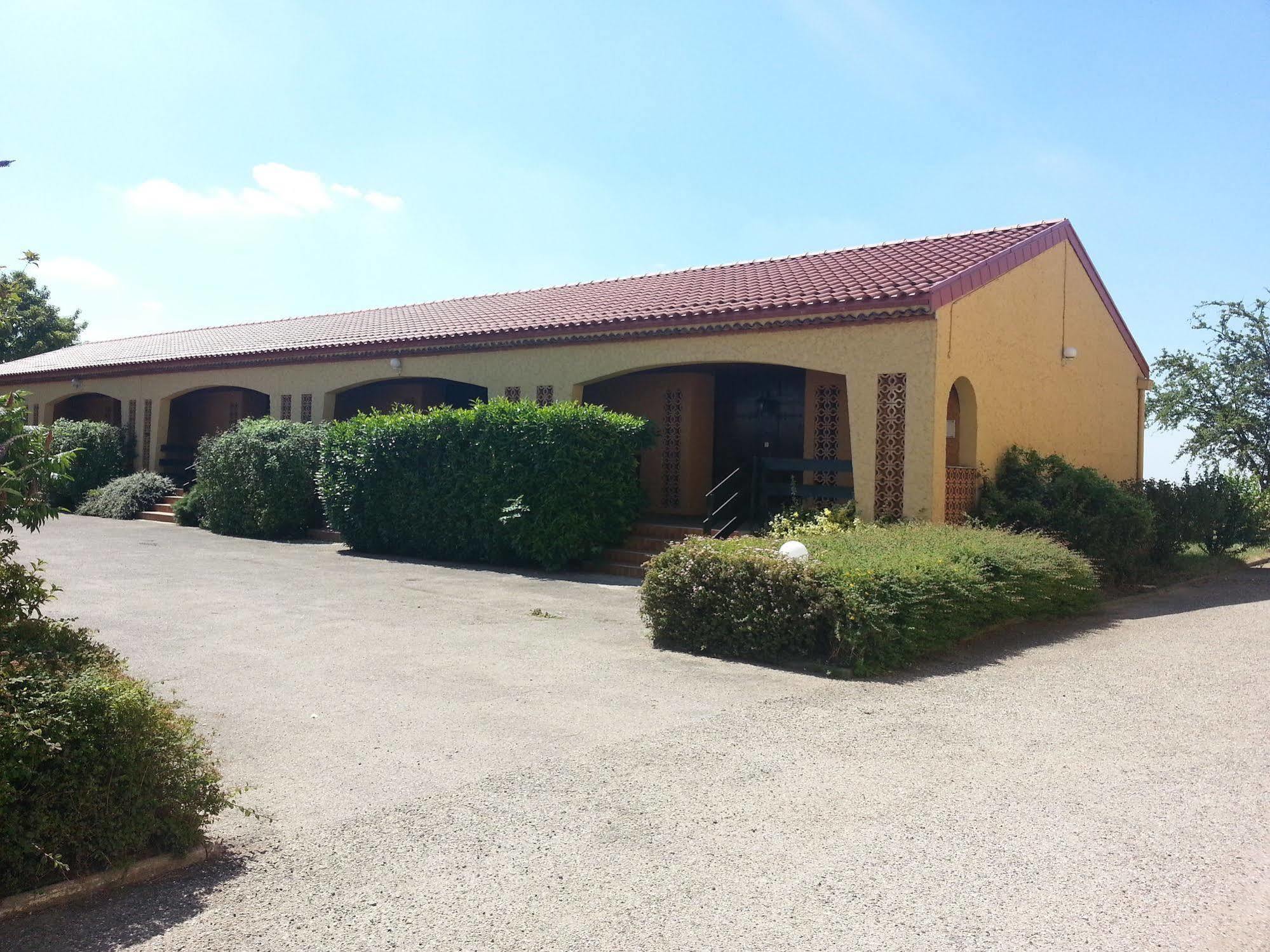 Logis L'Auberge Du Gros Silly-sur-Nied Bagian luar foto